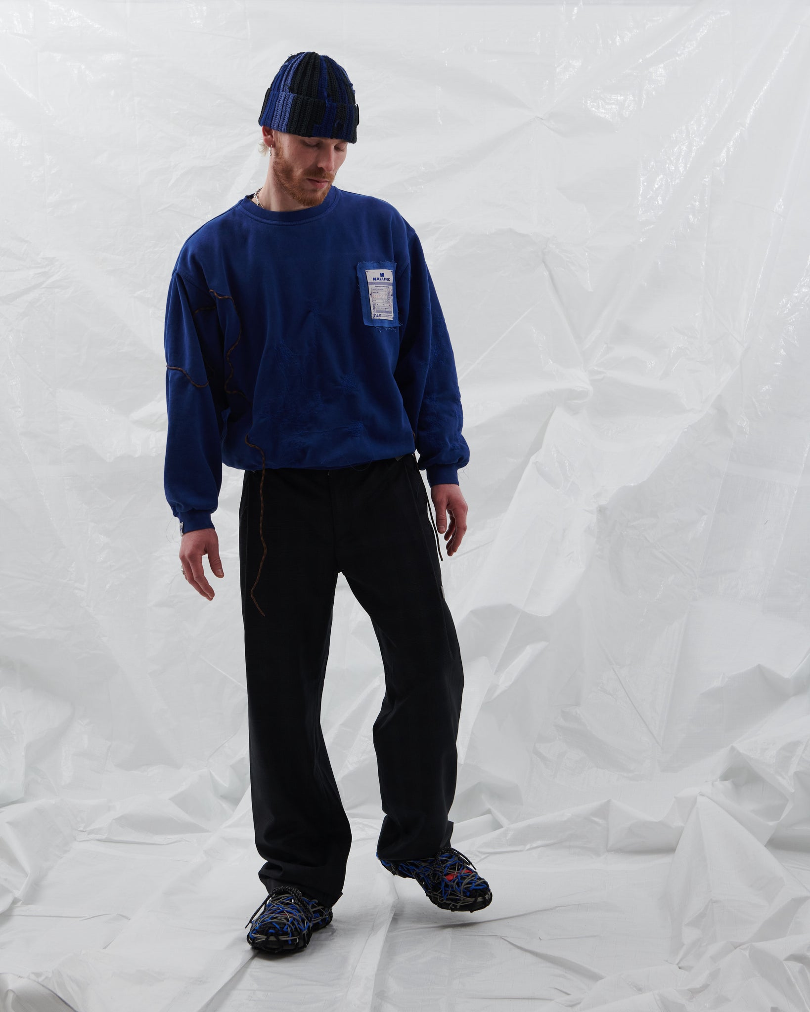 #2301-651 HALUNK UPara Crewneck